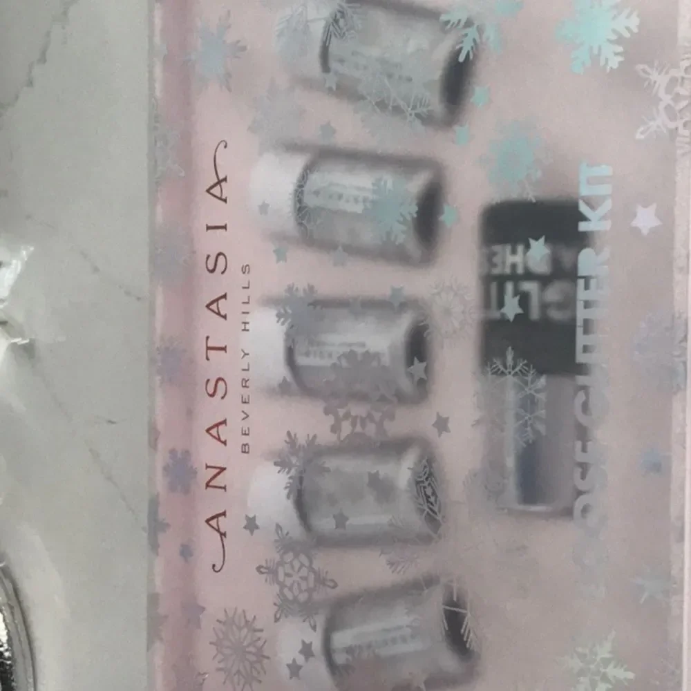 NIB Anastasia Beverly Hills Loose Glitter Kit